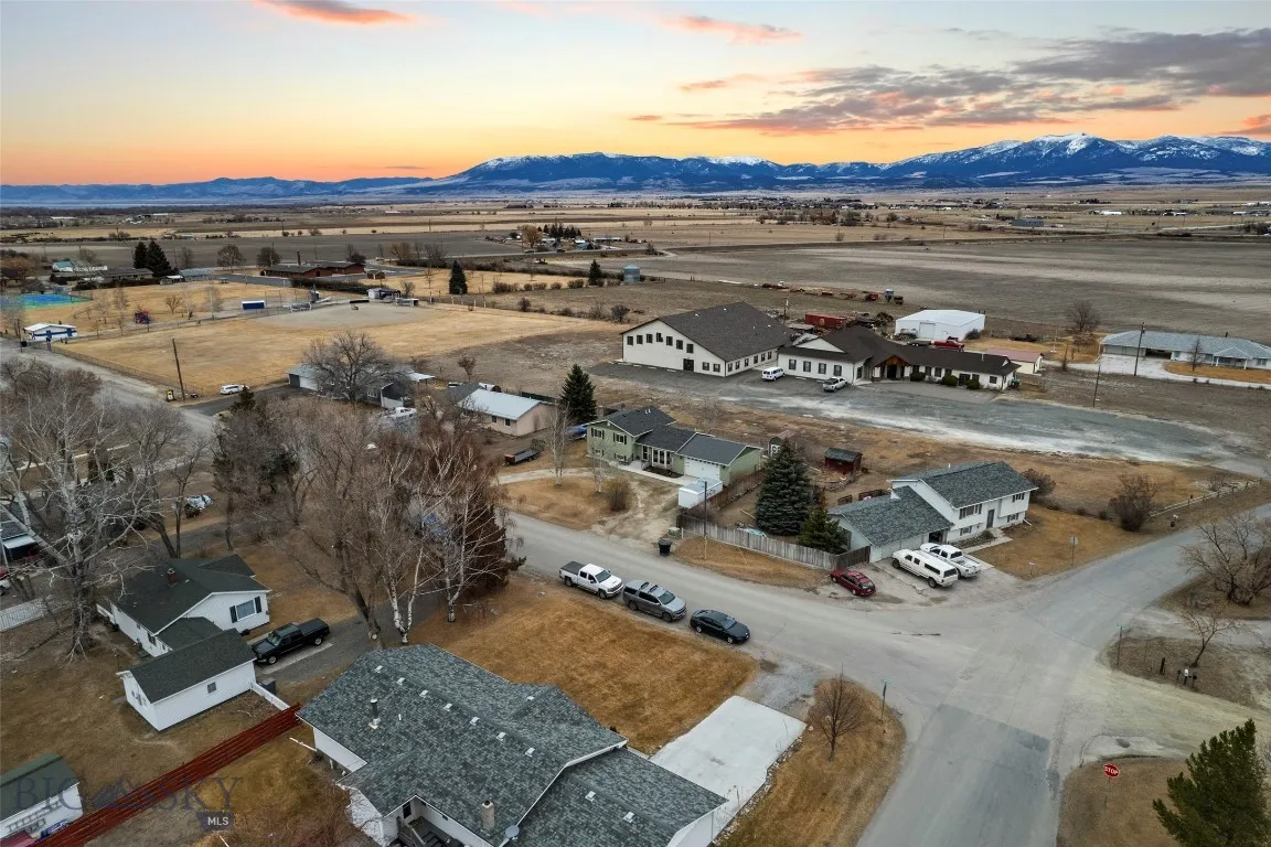 313 S Harrison Avenue, Townsend, Montana 59644, Townsend, Montana 59644, 4 Bedrooms Bedrooms, ,2 BathroomsBathrooms,Residential,For Sale,313 S Harrison Avenue, Townsend, Montana 59644,0,409174