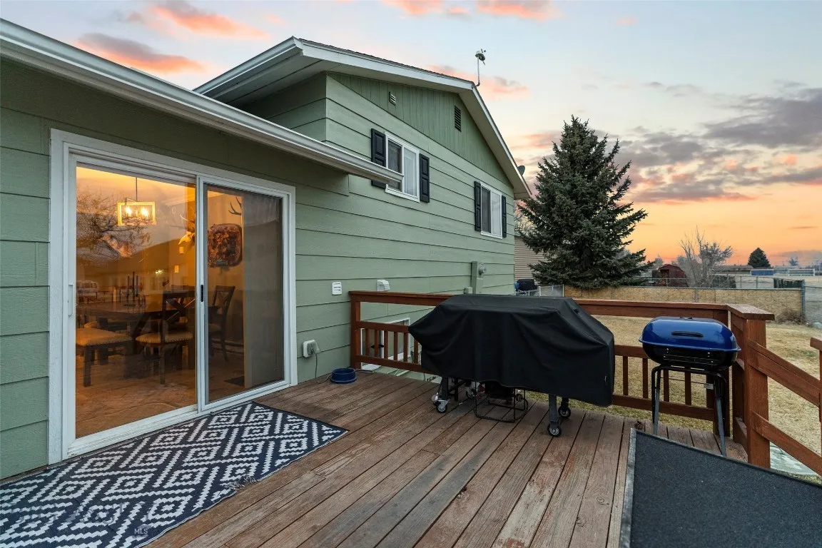 313 S Harrison Avenue, Townsend, Montana 59644, Townsend, Montana 59644, 4 Bedrooms Bedrooms, ,2 BathroomsBathrooms,Residential,For Sale,313 S Harrison Avenue, Townsend, Montana 59644,0,409174