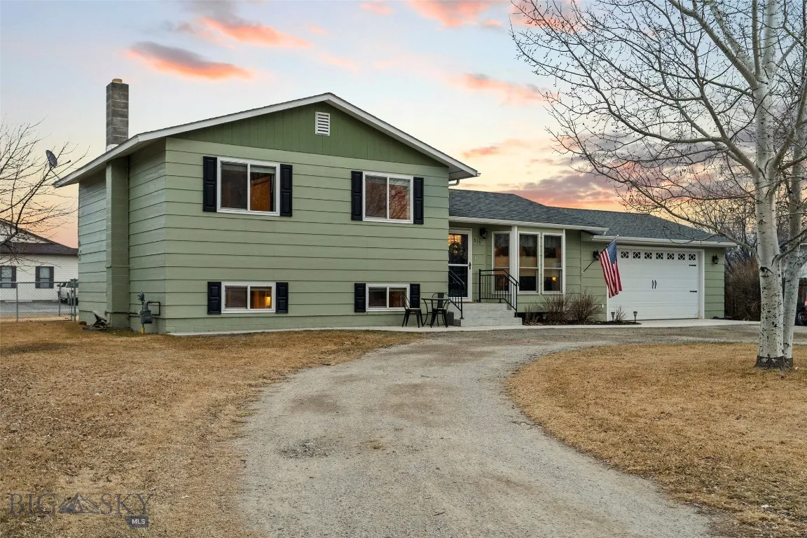 313 S Harrison Avenue, Townsend, Montana 59644, Townsend, Montana 59644, 4 Bedrooms Bedrooms, ,2 BathroomsBathrooms,Residential,For Sale,313 S Harrison Avenue, Townsend, Montana 59644,0,409174