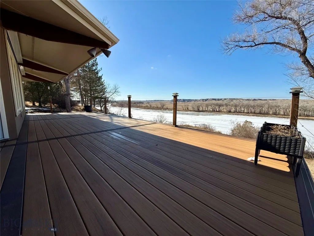 2 Fairgrounds Road, Glendive, Montana 59330, Glendive, Montana 59330, 3 Bedrooms Bedrooms, ,2 BathroomsBathrooms,Residential,For Sale,2 Fairgrounds Road, Glendive, Montana 59330,0,409049