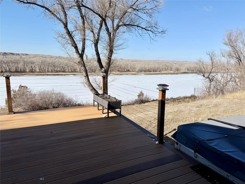 2 Fairgrounds Road, Glendive, Montana 59330, Glendive, Montana 59330, 3 Bedrooms Bedrooms, ,2 BathroomsBathrooms,Residential,For Sale,2 Fairgrounds Road, Glendive, Montana 59330,0,409049