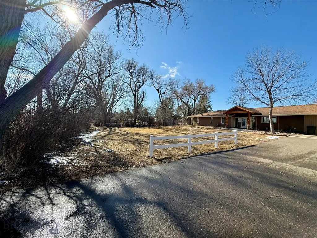 2 Fairgrounds Road, Glendive, Montana 59330, Glendive, Montana 59330, 3 Bedrooms Bedrooms, ,2 BathroomsBathrooms,Residential,For Sale,2 Fairgrounds Road, Glendive, Montana 59330,0,409049