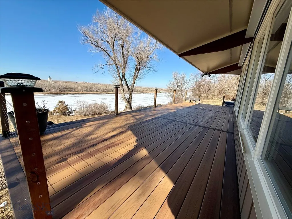 2 Fairgrounds Road, Glendive, Montana 59330, Glendive, Montana 59330, 3 Bedrooms Bedrooms, ,2 BathroomsBathrooms,Residential,For Sale,2 Fairgrounds Road, Glendive, Montana 59330,0,409049
