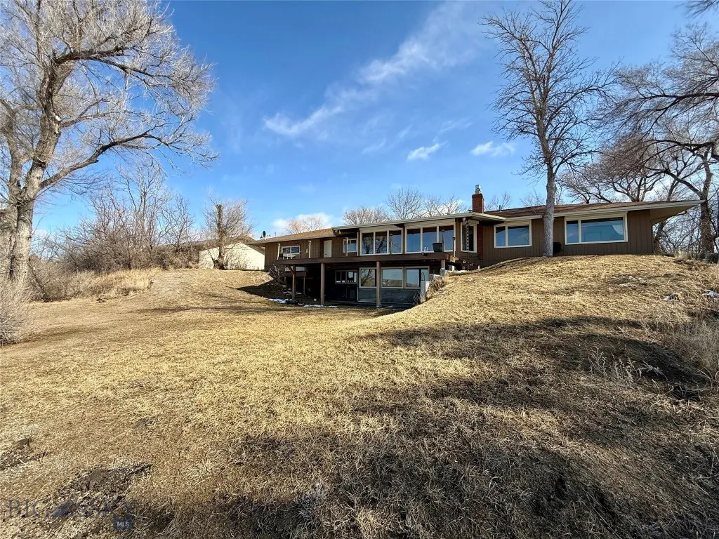 2 Fairgrounds Road, Glendive, Montana 59330, Glendive, Montana 59330, 3 Bedrooms Bedrooms, ,2 BathroomsBathrooms,Residential,For Sale,2 Fairgrounds Road, Glendive, Montana 59330,0,409049