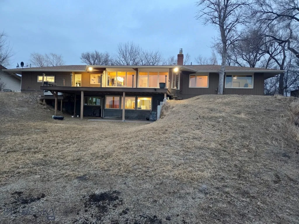 2 Fairgrounds Road, Glendive, Montana 59330, Glendive, Montana 59330, 3 Bedrooms Bedrooms, ,2 BathroomsBathrooms,Residential,For Sale,2 Fairgrounds Road, Glendive, Montana 59330,0,409049