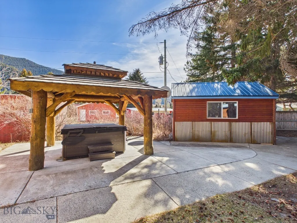 Gazebo and Flex Space
