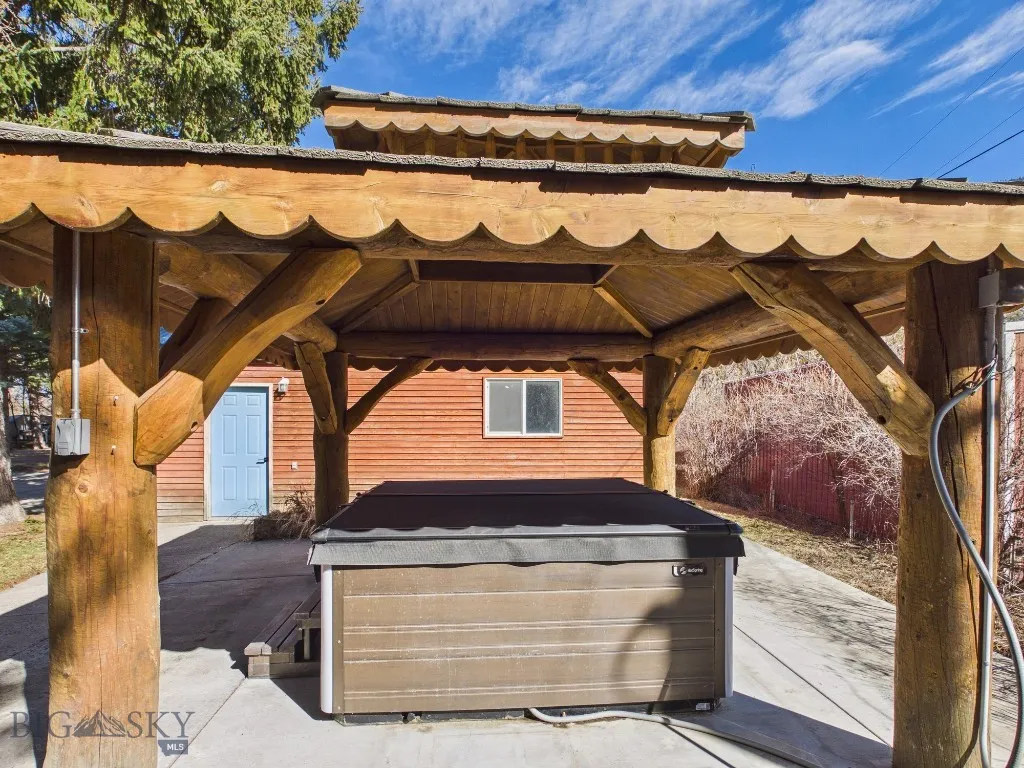 Gazebo with Salt Water Hot Tob