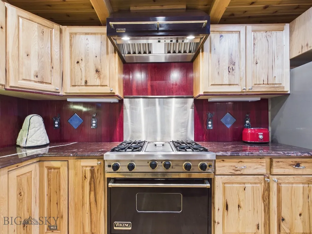 4964 Us Highway 89 S, Livingston, Montana 59047, Livingston, Montana 59047, ,Residential Income,For Sale,4964 Us Highway 89 S, Livingston, Montana 59047,0,409201