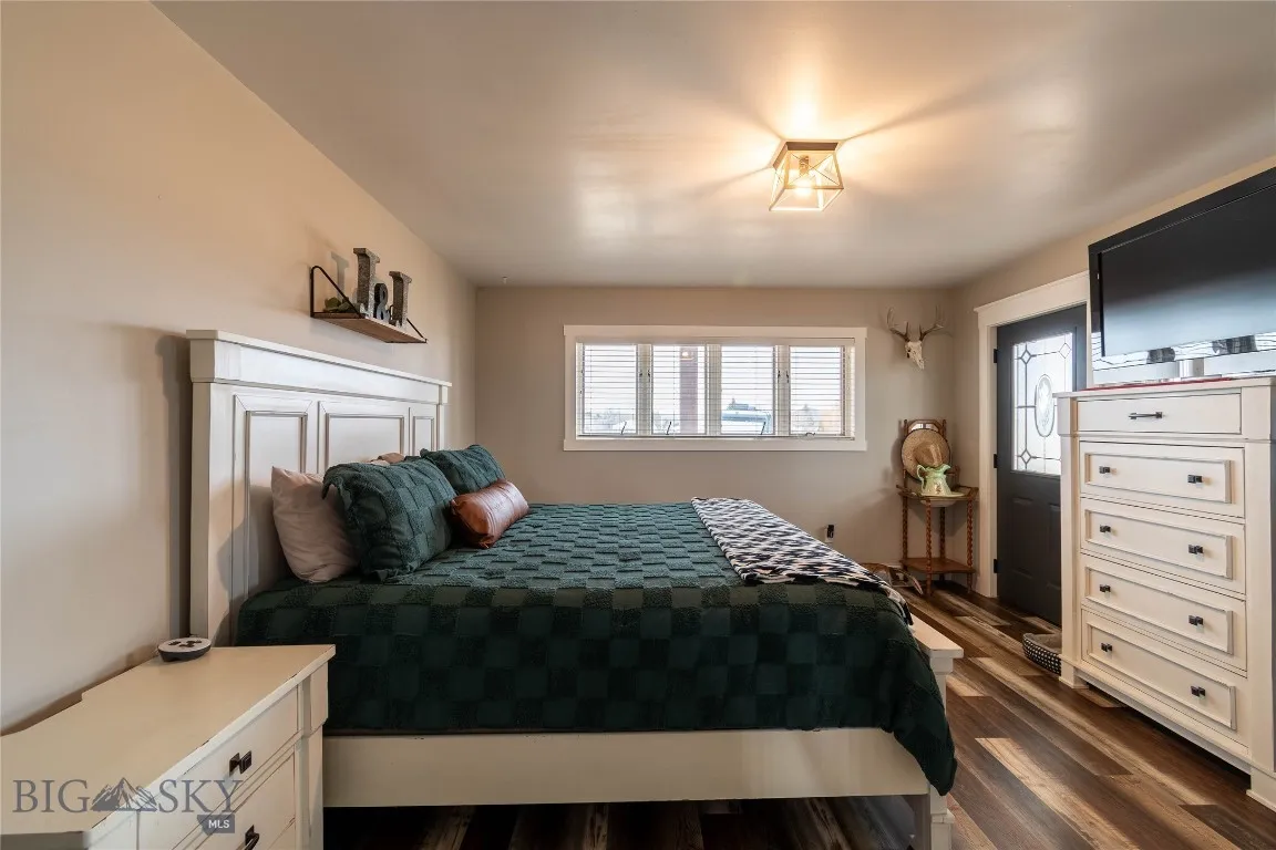 23 Indian Rings Road, Big Timber, Montana 59011, Big Timber, Montana 59011, 4 Bedrooms Bedrooms, ,2 BathroomsBathrooms,Residential,For Sale,23 Indian Rings Road, Big Timber, Montana 59011,0,409196