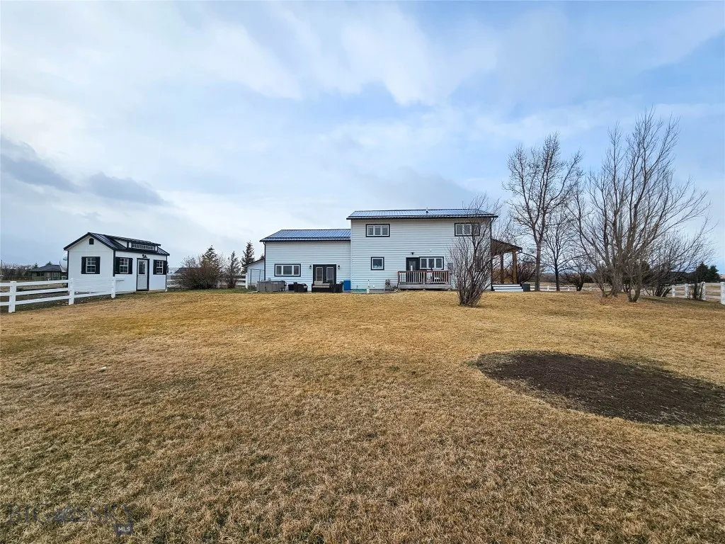 23 Indian Rings Road, Big Timber, Montana 59011, Big Timber, Montana 59011, 4 Bedrooms Bedrooms, ,2 BathroomsBathrooms,Residential,For Sale,23 Indian Rings Road, Big Timber, Montana 59011,0,409196