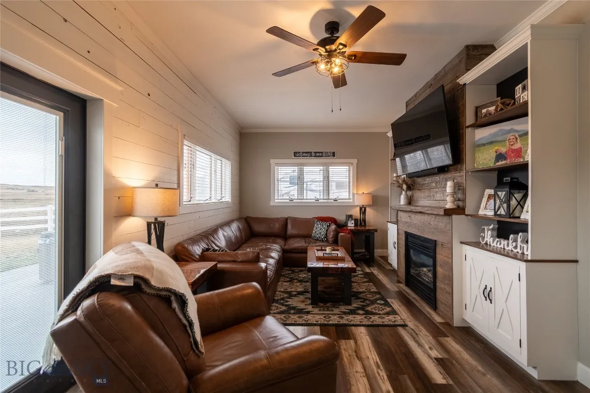 23 Indian Rings Road, Big Timber, Montana 59011, Big Timber, Montana 59011, 4 Bedrooms Bedrooms, ,2 BathroomsBathrooms,Residential,For Sale,23 Indian Rings Road, Big Timber, Montana 59011,0,409196