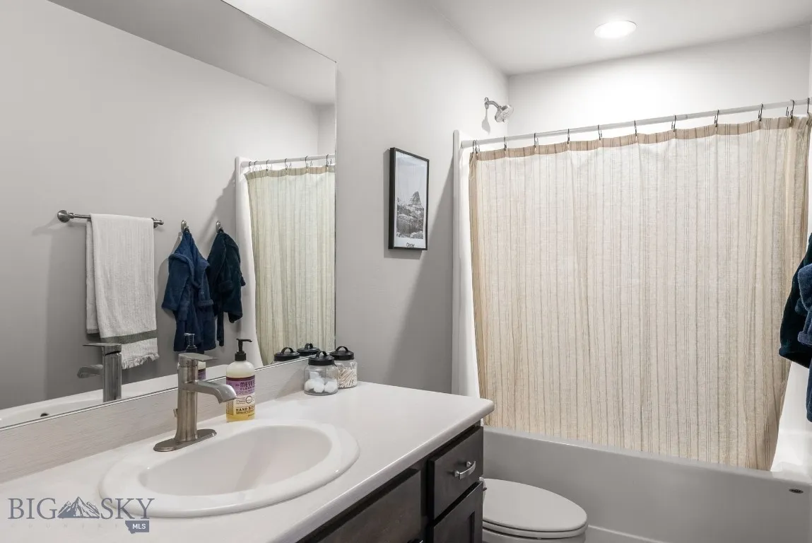 606 Winston Lane A, Belgrade, Montana 59714, Belgrade, Montana 59714, 3 Bedrooms Bedrooms, ,2 BathroomsBathrooms,Residential,For Sale,606 Winston Lane A, Belgrade, Montana 59714,0,409116
