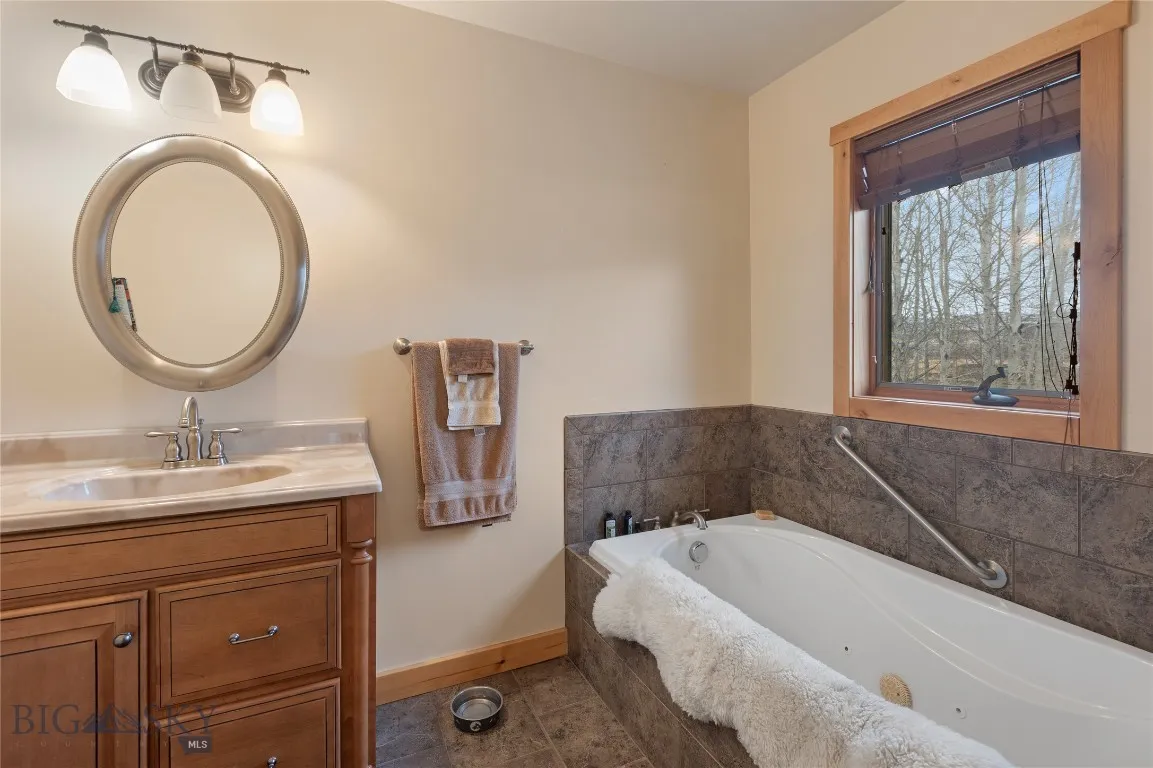 jetted tub