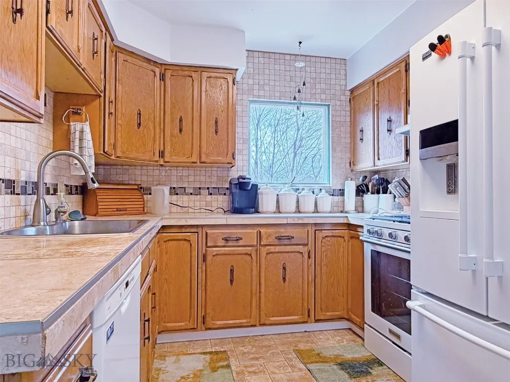 531 S Rife Street, Dillon, Montana 59725, Dillon, Montana 59725, 3 Bedrooms Bedrooms, ,1 BathroomBathrooms,Residential,For Sale,531 S Rife Street, Dillon, Montana 59725,0,409221