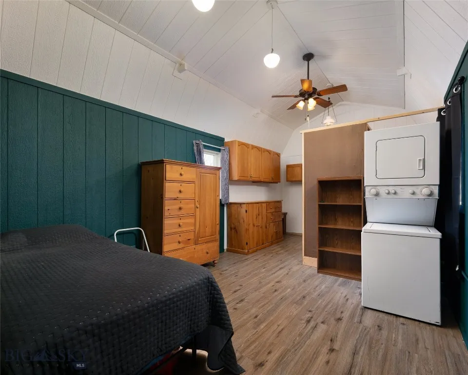 1215 E Gallatin Street, Livingston, Montana 59047, Livingston, Montana 59047, 3 Bedrooms Bedrooms, ,1 BathroomBathrooms,Residential,For Sale,1215 E Gallatin Street, Livingston, Montana 59047,0,408324