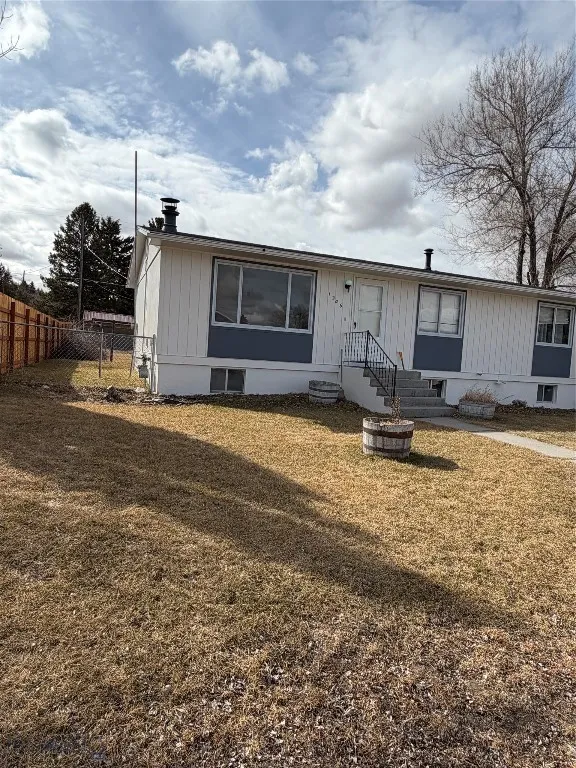 1206 E Glendale