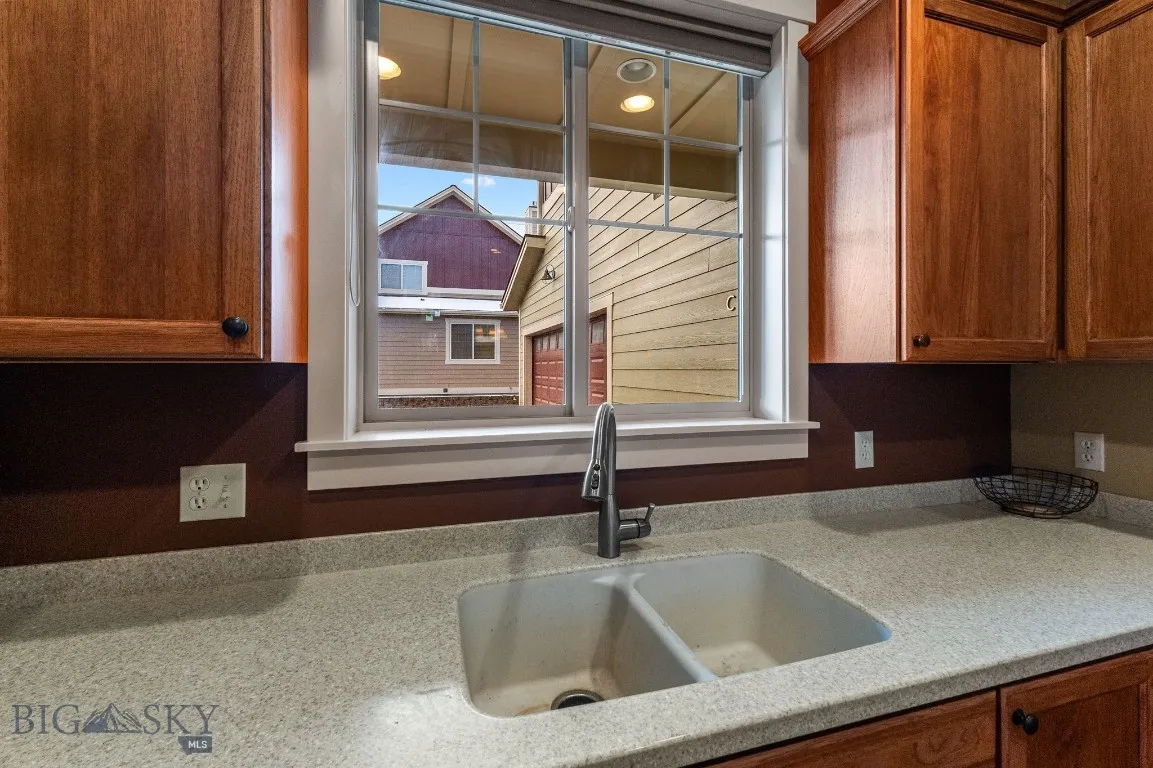 2272 Gallatin Green B, Bozeman, Montana 59718, Bozeman, Montana 59718, 3 Bedrooms Bedrooms, ,2 BathroomsBathrooms,Residential,For Sale,2272 Gallatin Green B, Bozeman, Montana 59718,0,409209