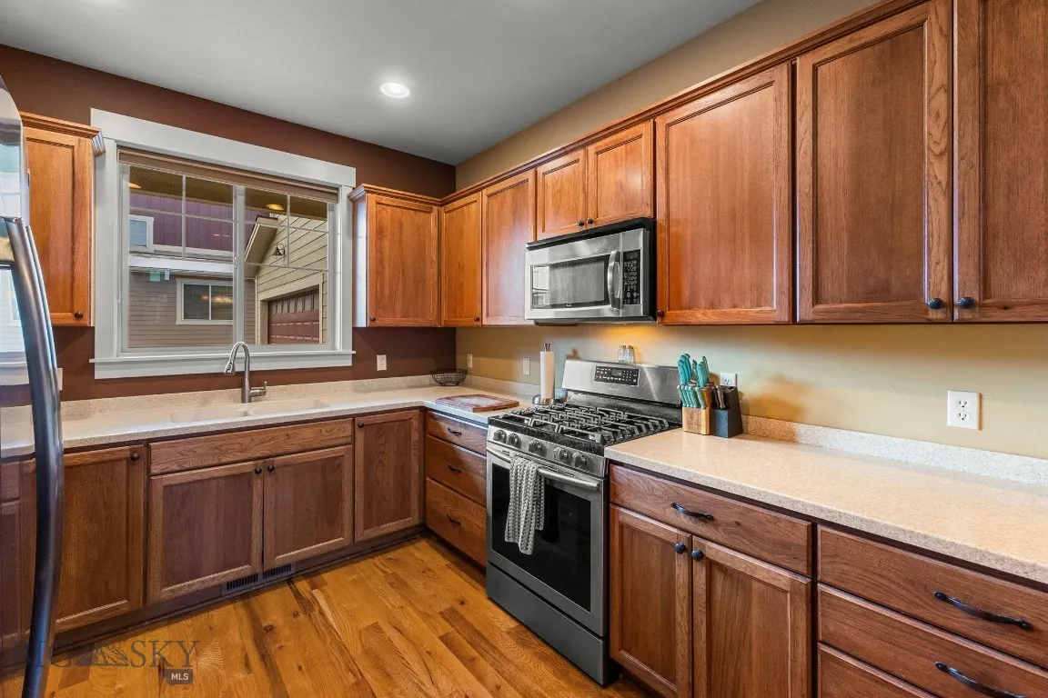 2272 Gallatin Green B, Bozeman, Montana 59718, Bozeman, Montana 59718, 3 Bedrooms Bedrooms, ,2 BathroomsBathrooms,Residential,For Sale,2272 Gallatin Green B, Bozeman, Montana 59718,0,409209