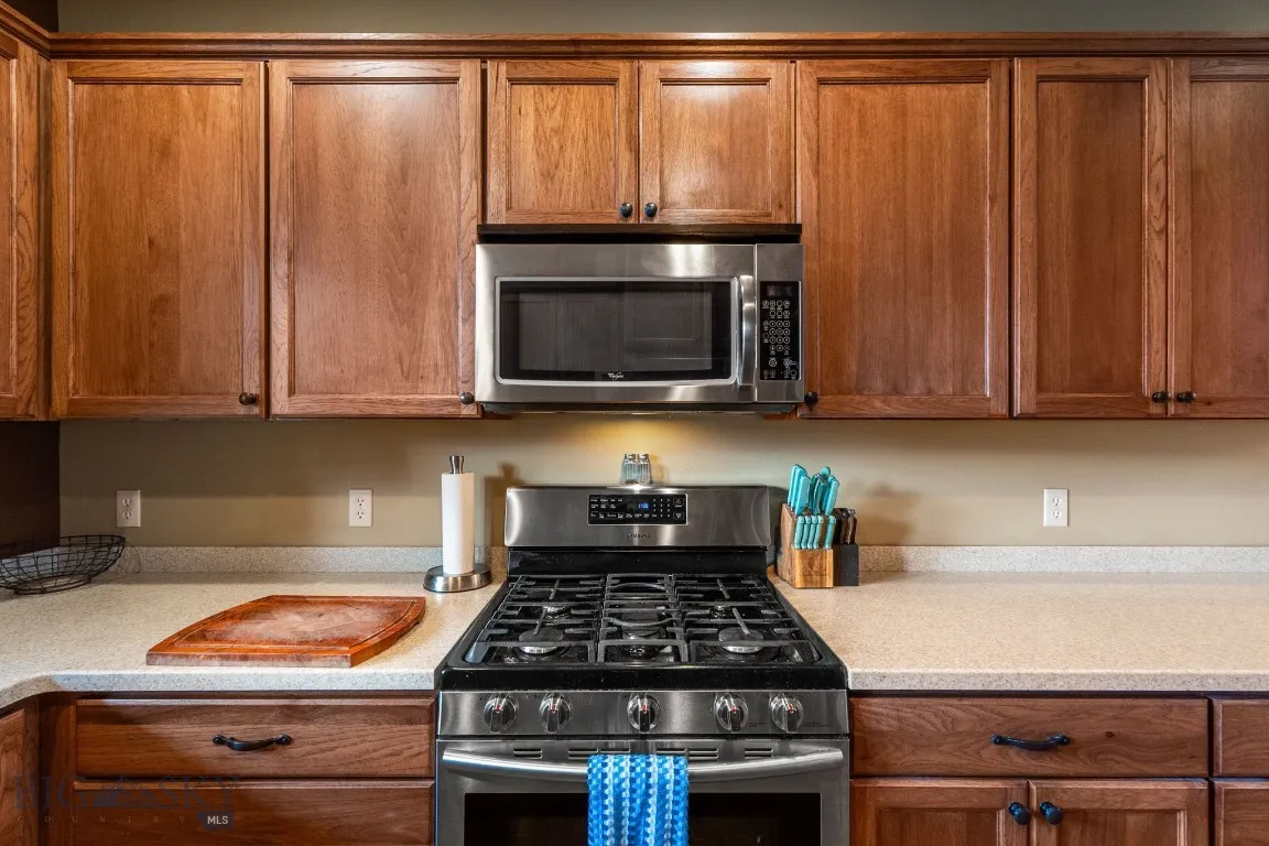 2272 Gallatin Green B, Bozeman, Montana 59718, Bozeman, Montana 59718, 3 Bedrooms Bedrooms, ,2 BathroomsBathrooms,Residential,For Sale,2272 Gallatin Green B, Bozeman, Montana 59718,0,409209