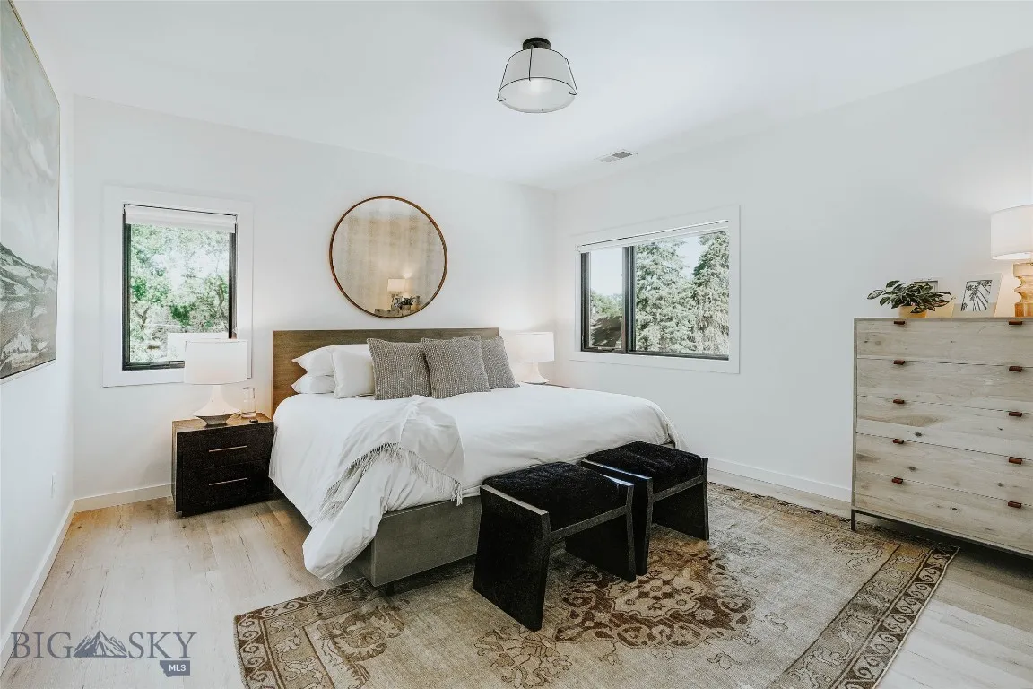 Residence bedroom