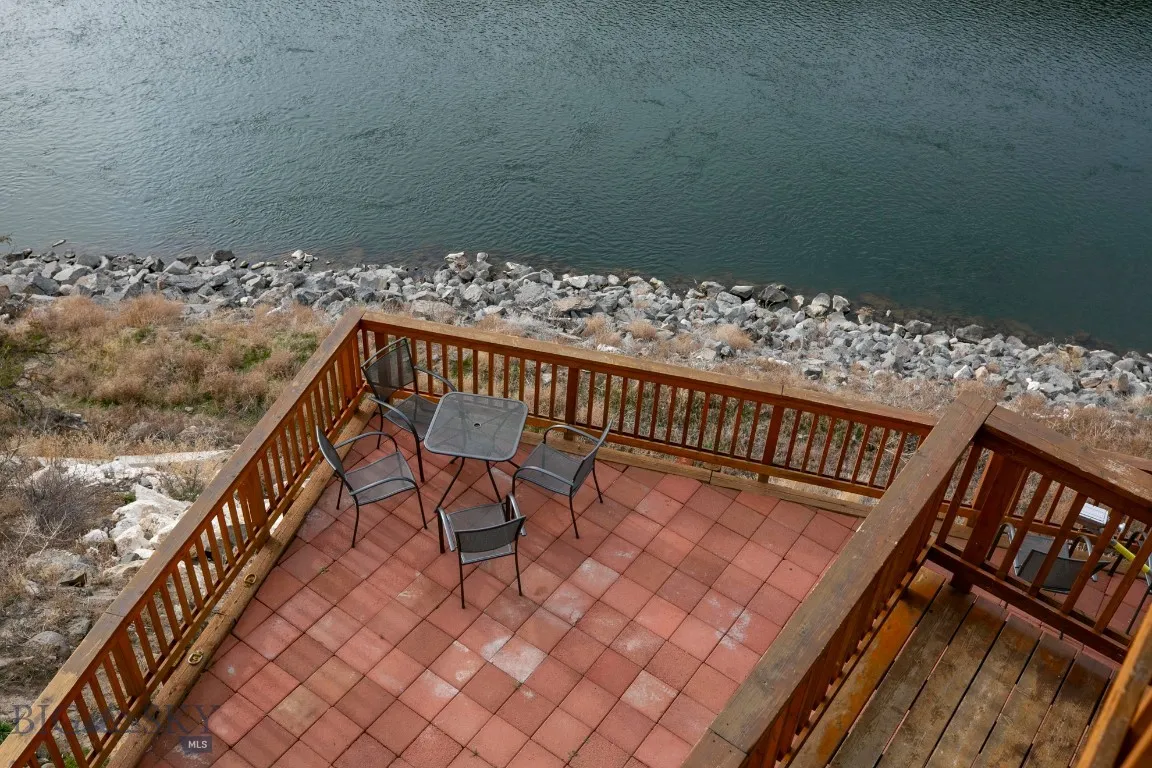 1099 Us Highway 89 S, Gardiner, Montana 59030, Gardiner, Montana 59030, ,Residential Income,For Sale,1099 Us Highway 89 S, Gardiner, Montana 59030,0,408944