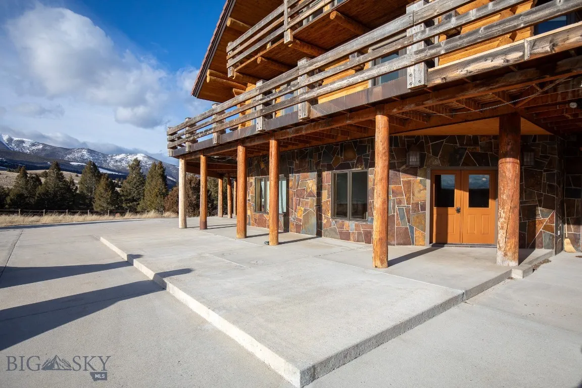 1380 Glacier View Dr, Deer Lodge, Montana 59722, Deer Lodge, Montana 59722, 5 Bedrooms Bedrooms, ,3 BathroomsBathrooms,Residential,For Sale,1380 Glacier View Dr, Deer Lodge, Montana 59722,0,409124