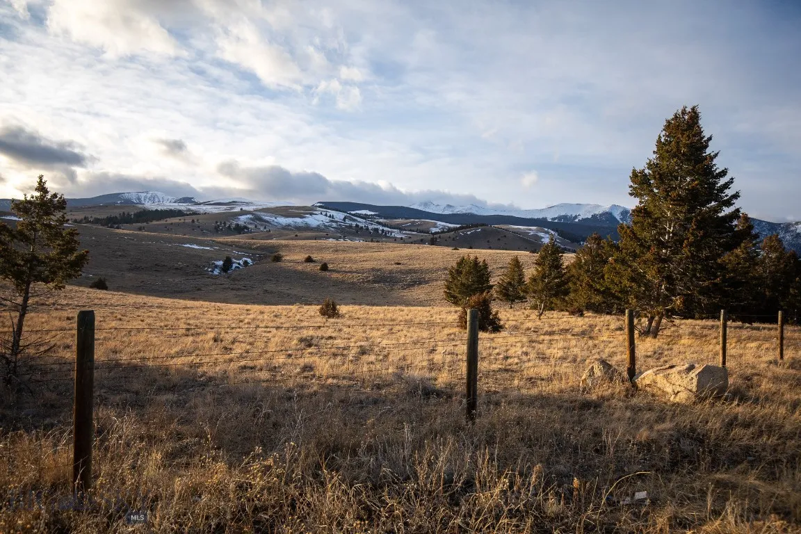 1380 Glacier View Dr, Deer Lodge, Montana 59722, Deer Lodge, Montana 59722, 5 Bedrooms Bedrooms, ,3 BathroomsBathrooms,Residential,For Sale,1380 Glacier View Dr, Deer Lodge, Montana 59722,0,409124
