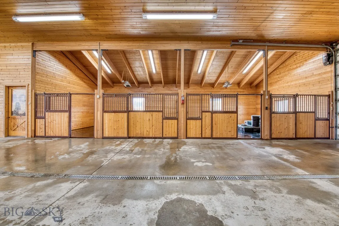 406 Chief Joseph Trail, Darby, Montana 59829, Darby, Montana 59829, 3 Bedrooms Bedrooms, ,3 BathroomsBathrooms,Residential,For Sale,406 Chief Joseph Trail, Darby, Montana 59829,0,408806