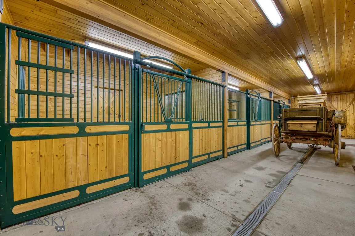 406 Chief Joseph Trail, Darby, Montana 59829, Darby, Montana 59829, 3 Bedrooms Bedrooms, ,3 BathroomsBathrooms,Residential,For Sale,406 Chief Joseph Trail, Darby, Montana 59829,0,408806