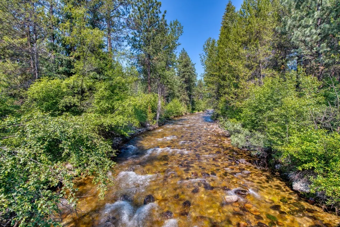 406 Chief Joseph Trail, Darby, Montana 59829, Darby, Montana 59829, 3 Bedrooms Bedrooms, ,3 BathroomsBathrooms,Residential,For Sale,406 Chief Joseph Trail, Darby, Montana 59829,0,408806