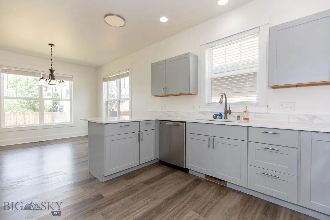 894 Rogers, Bozeman, Montana 59718, Bozeman, Montana 59718, 4 Bedrooms Bedrooms, ,2 BathroomsBathrooms,Residential,For Sale,894 Rogers, Bozeman, Montana 59718,0,408998