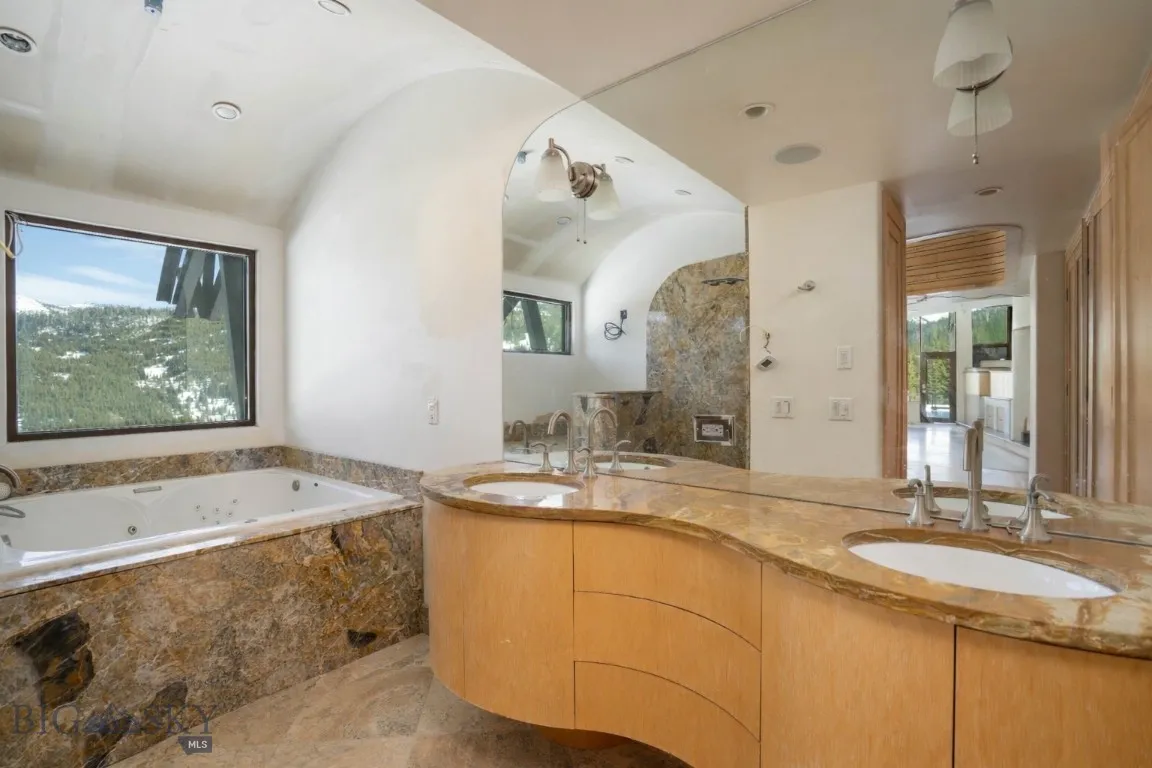 Bathroom in 2 bedroom guest suite