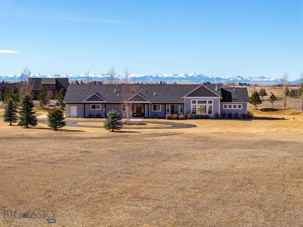 10 acres and beautiful custom home.