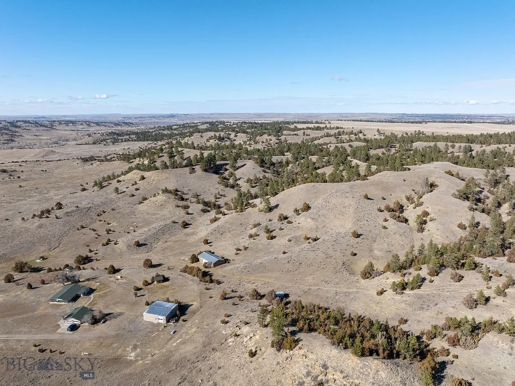 255 Smith Creek Road, Forsyth, Montana 59327, Forsyth, Montana 59327, 2 Bedrooms Bedrooms, ,1 BathroomBathrooms,Residential,For Sale,255 Smith Creek Road, Forsyth, Montana 59327,0,409241