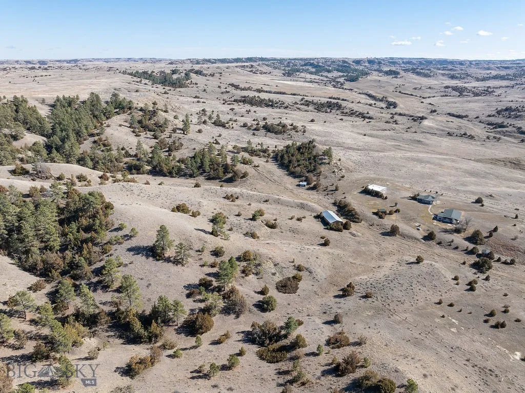 255 Smith Creek Road, Forsyth, Montana 59327, Forsyth, Montana 59327, 2 Bedrooms Bedrooms, ,1 BathroomBathrooms,Residential,For Sale,255 Smith Creek Road, Forsyth, Montana 59327,0,409241