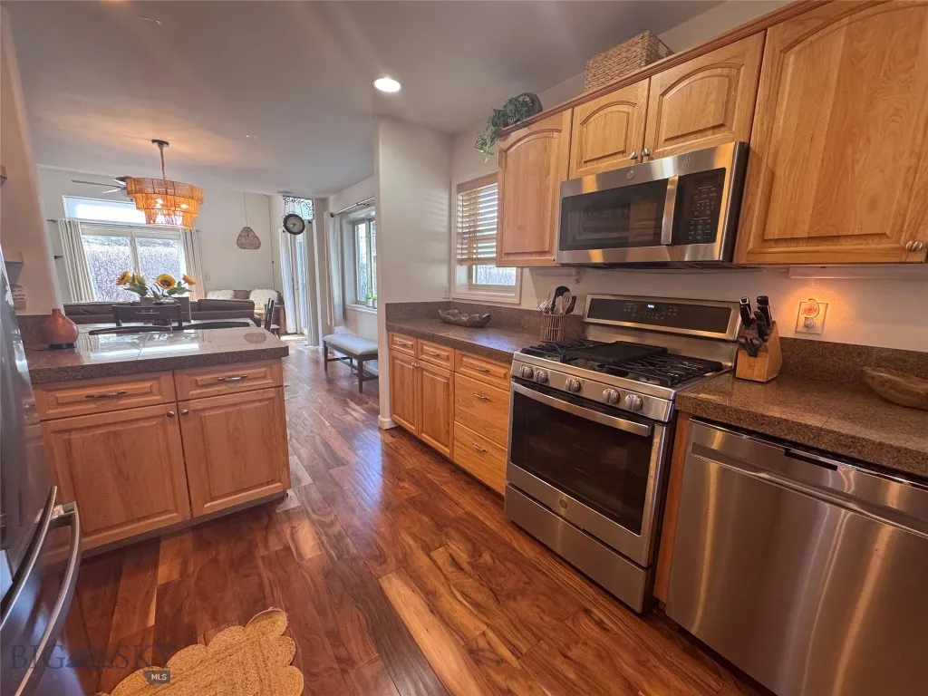 1002 Boylan G, Bozeman, Montana 59715, Bozeman, Montana 59715, 3 Bedrooms Bedrooms, ,2 BathroomsBathrooms,Residential,For Sale,1002 Boylan G, Bozeman, Montana 59715,0,409152