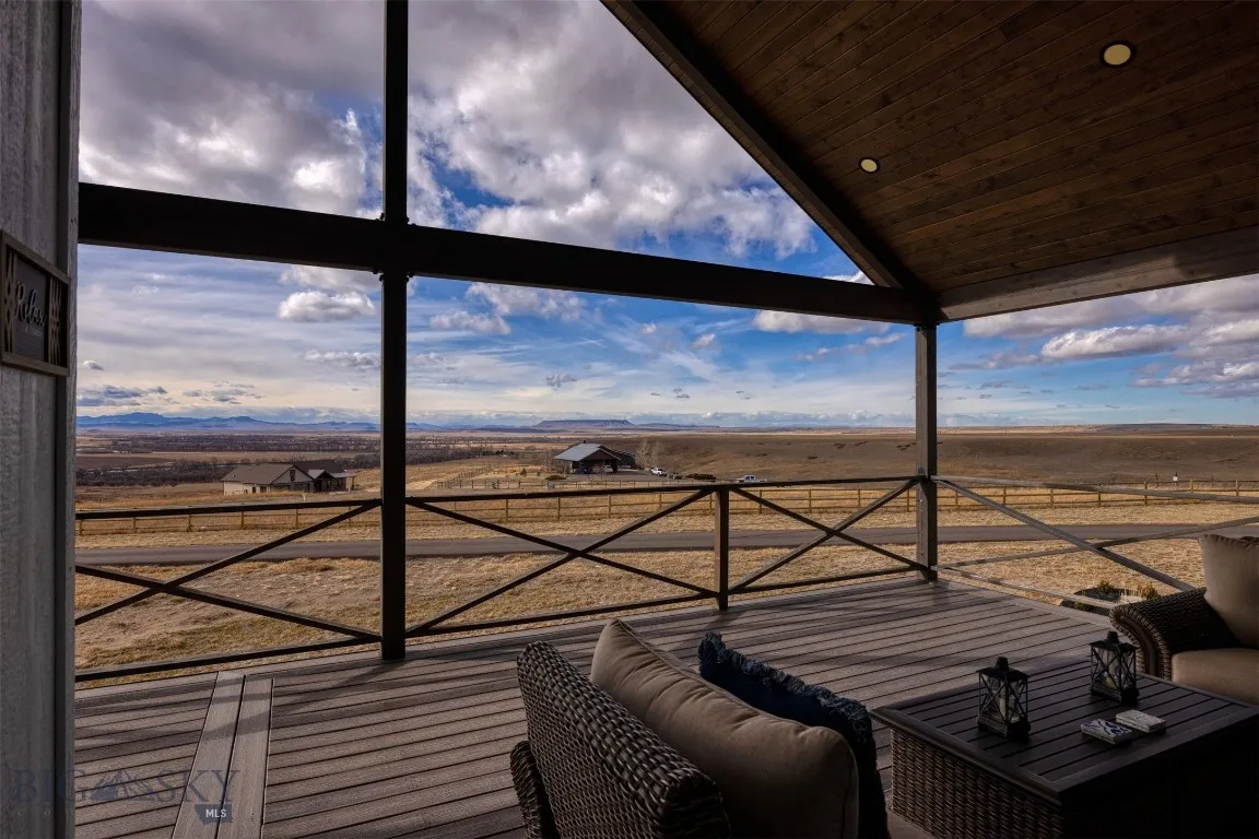 17 Grandview Court, Great Falls, Montana 59404, Great Falls, Montana 59404, 2 Bedrooms Bedrooms, ,2 BathroomsBathrooms,Residential,For Sale,17 Grandview Court, Great Falls, Montana 59404,0,409287