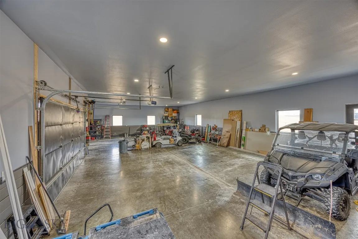 17 Grandview Court, Great Falls, Montana 59404, Great Falls, Montana 59404, 2 Bedrooms Bedrooms, ,2 BathroomsBathrooms,Residential,For Sale,17 Grandview Court, Great Falls, Montana 59404,0,409287