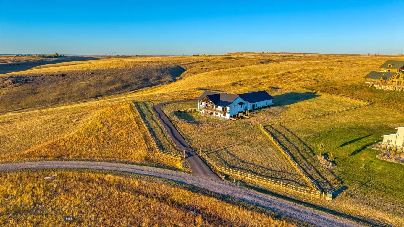 17 Grandview Court, Great Falls, Montana 59404, Great Falls, Montana 59404, 2 Bedrooms Bedrooms, ,2 BathroomsBathrooms,Residential,For Sale,17 Grandview Court, Great Falls, Montana 59404,0,409287