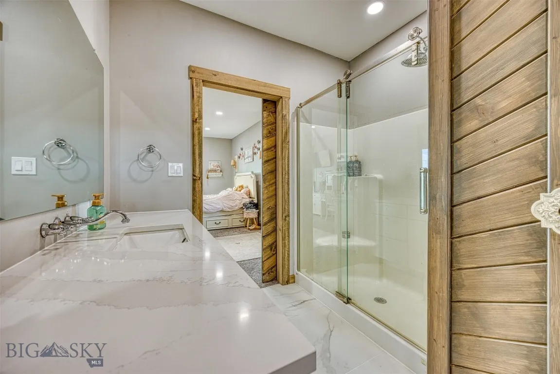 17 Grandview Court, Great Falls, Montana 59404, Great Falls, Montana 59404, 2 Bedrooms Bedrooms, ,2 BathroomsBathrooms,Residential,For Sale,17 Grandview Court, Great Falls, Montana 59404,0,409287