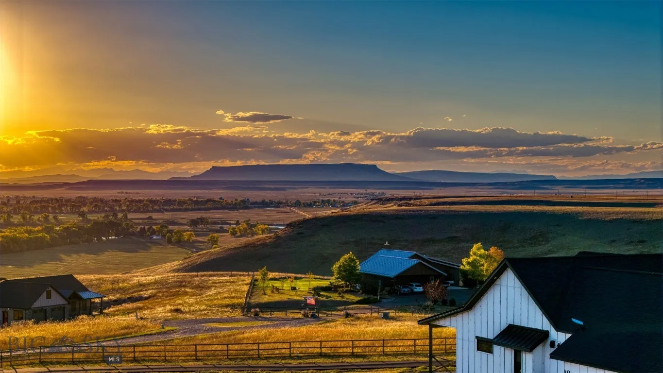 17 Grandview Court, Great Falls, Montana 59404, Great Falls, Montana 59404, 2 Bedrooms Bedrooms, ,2 BathroomsBathrooms,Residential,For Sale,17 Grandview Court, Great Falls, Montana 59404,0,409287