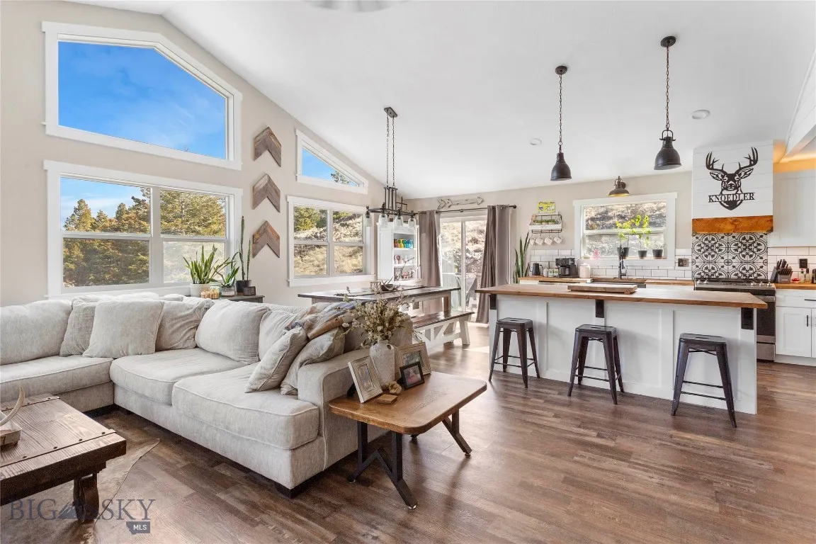 960 Tenderfoot Trail, Ramsay, Montana 59748, Ramsay, Montana 59748, 4 Bedrooms Bedrooms, ,3 BathroomsBathrooms,Residential,For Sale,960 Tenderfoot Trail, Ramsay, Montana 59748,0,409223