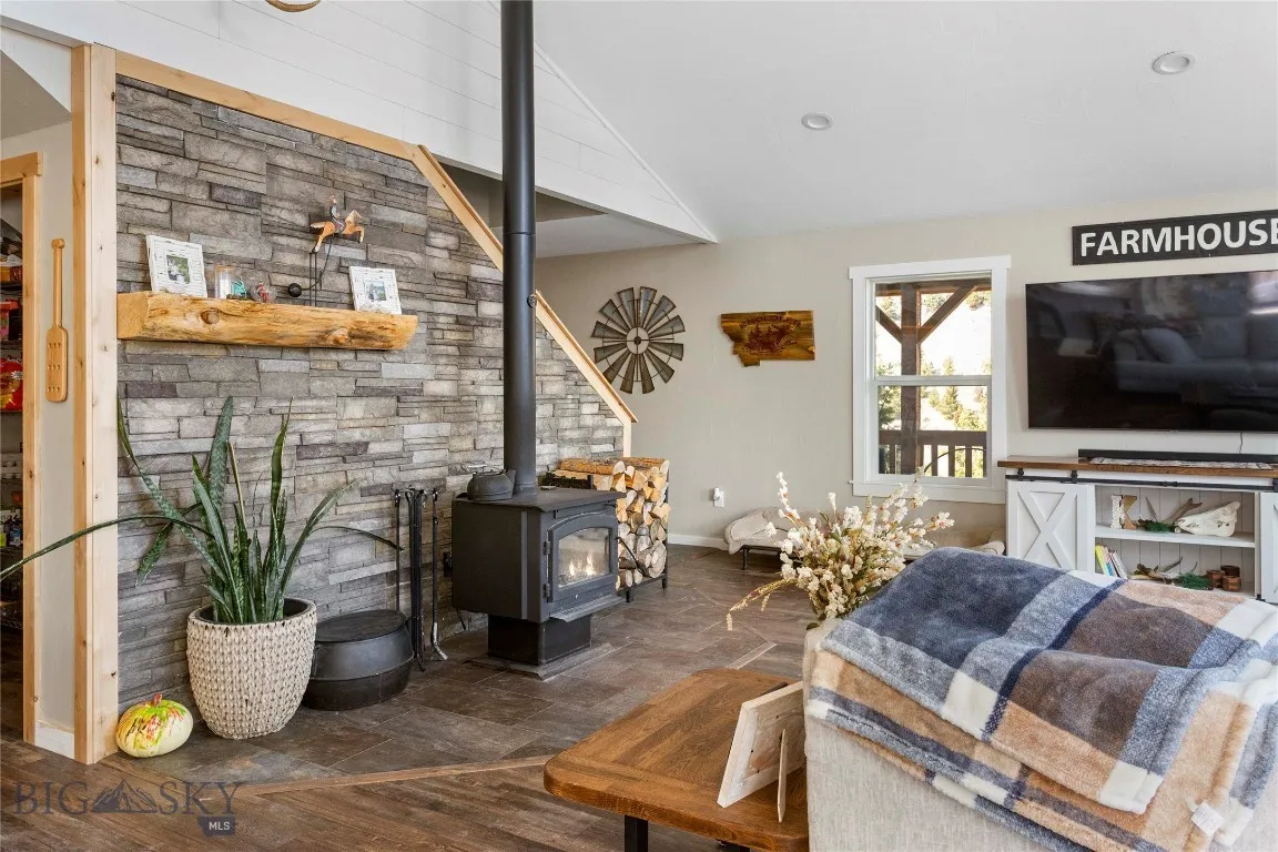 960 Tenderfoot Trail, Ramsay, Montana 59748, Ramsay, Montana 59748, 4 Bedrooms Bedrooms, ,3 BathroomsBathrooms,Residential,For Sale,960 Tenderfoot Trail, Ramsay, Montana 59748,0,409223