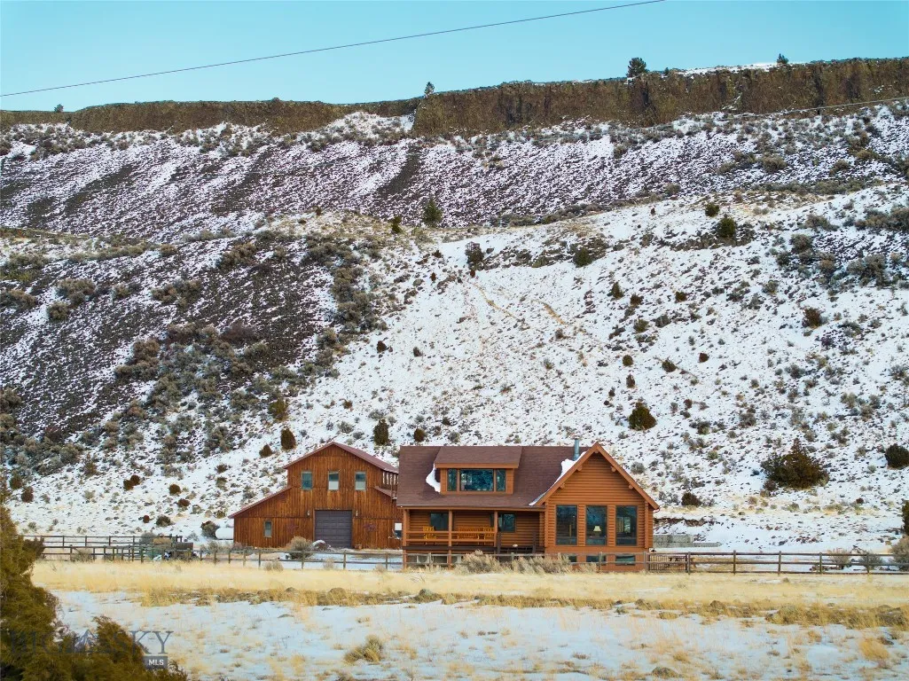 Emigrant, Montana 59027, 6 Bedrooms Bedrooms, ,1 BathroomBathrooms,Residential,For Sale,0,409055