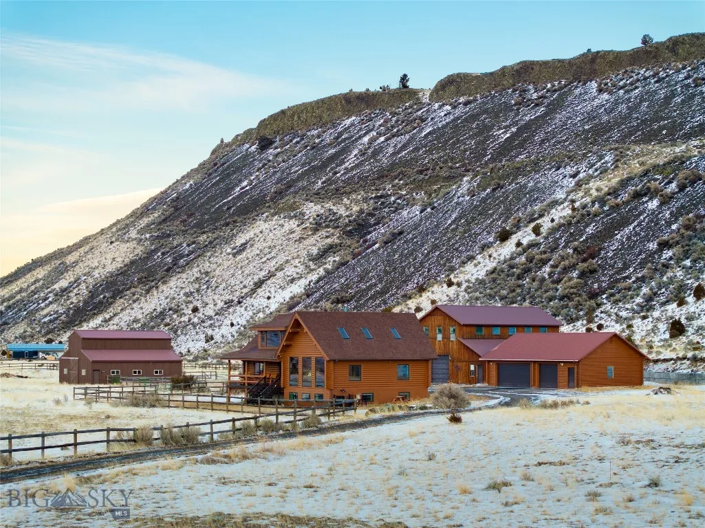 Emigrant, Montana 59027, 6 Bedrooms Bedrooms, ,1 BathroomBathrooms,Residential,For Sale,0,409055