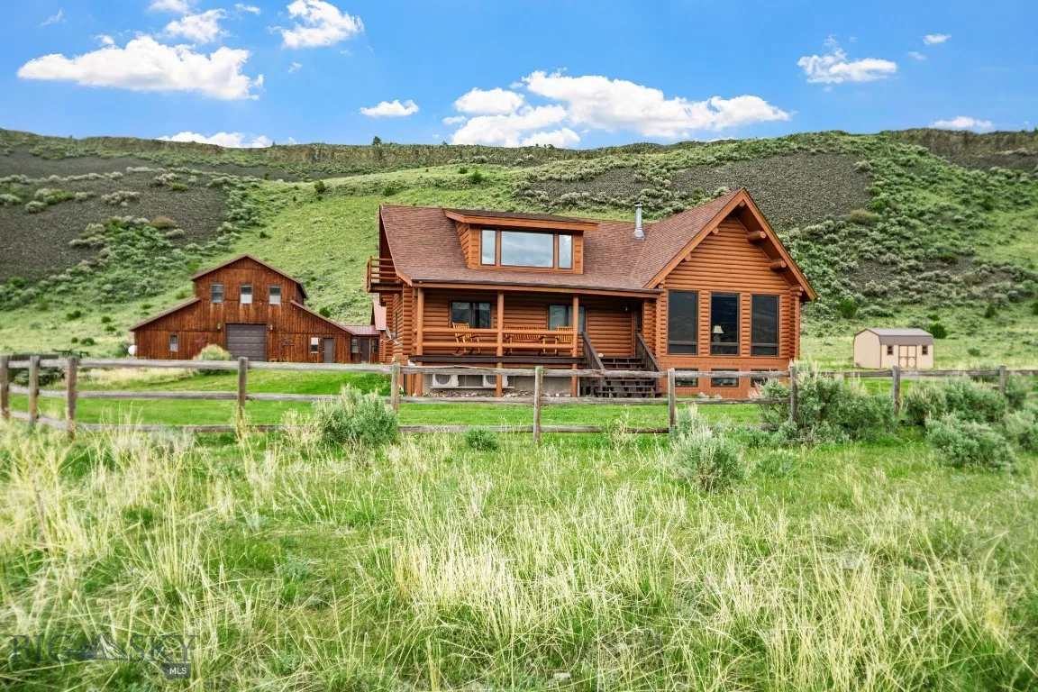 Emigrant, Montana 59027, 6 Bedrooms Bedrooms, ,1 BathroomBathrooms,Residential,For Sale,0,409055