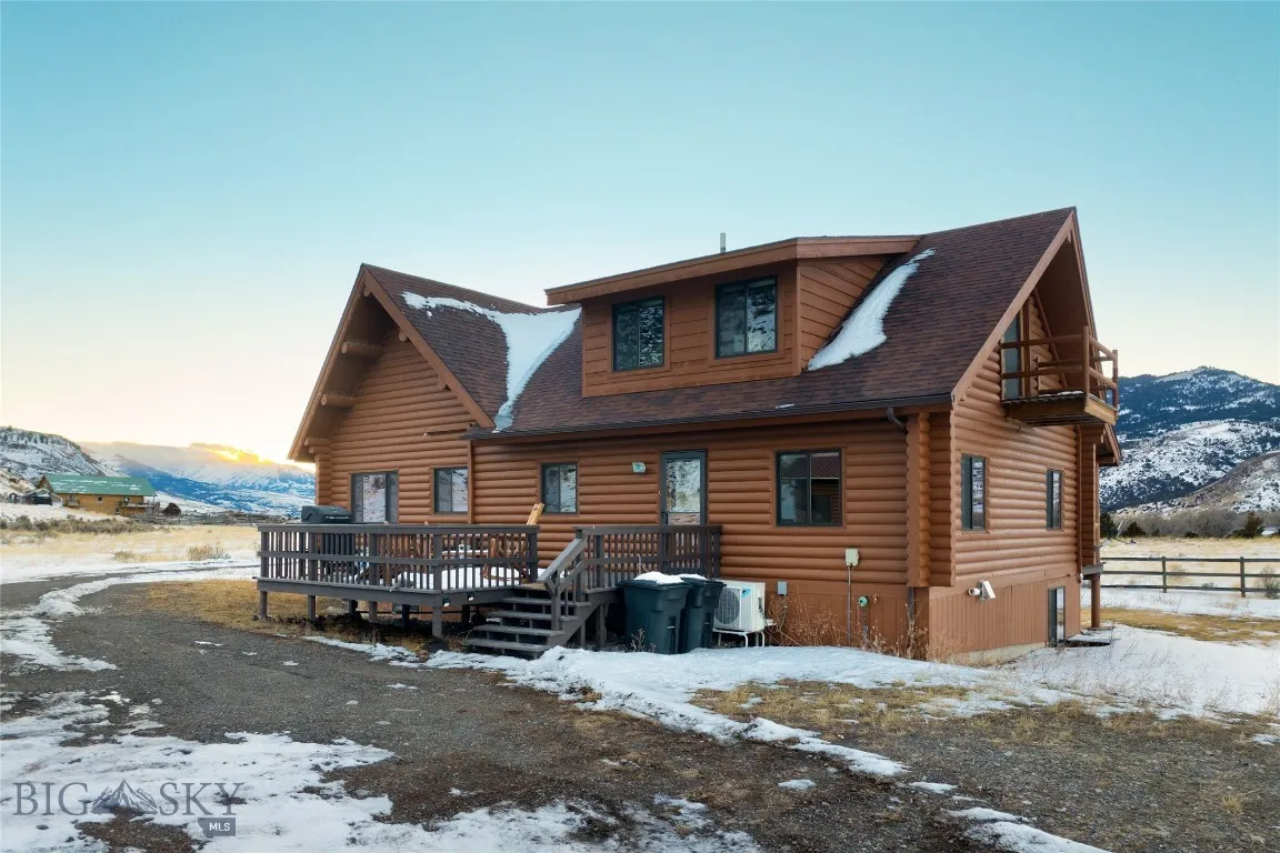 Emigrant, Montana 59027, 6 Bedrooms Bedrooms, ,1 BathroomBathrooms,Residential,For Sale,0,409055
