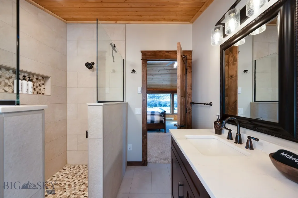 Emigrant, Montana 59027, 6 Bedrooms Bedrooms, ,1 BathroomBathrooms,Residential,For Sale,0,409055