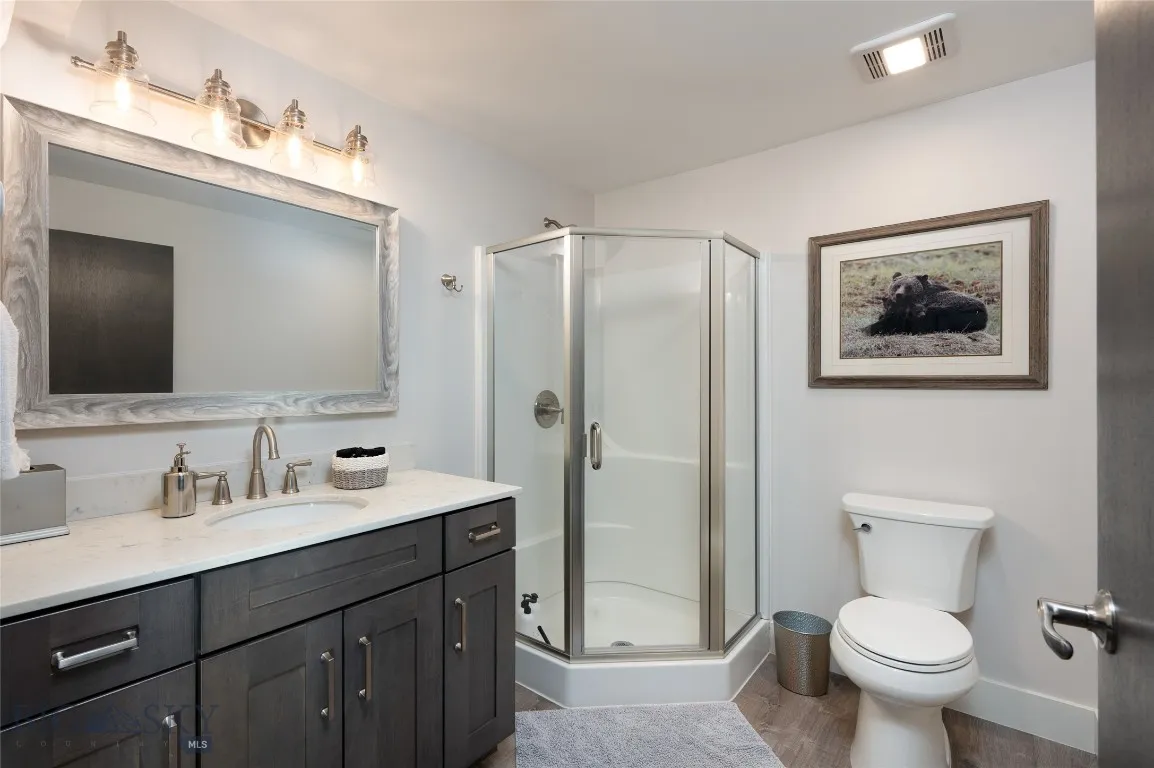 Emigrant, Montana 59027, 6 Bedrooms Bedrooms, ,1 BathroomBathrooms,Residential,For Sale,0,409055