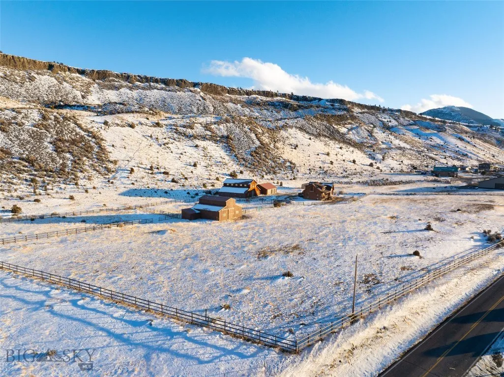 Emigrant, Montana 59027, 6 Bedrooms Bedrooms, ,1 BathroomBathrooms,Residential,For Sale,0,409055